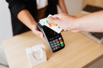 黄金价格影响首饰提的价格，黄金价格影响因素分析